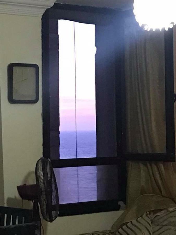 Cozy New 2 Bd Amazing Beach View Next To Hilton Hotel Family Only !العائلات فقط Alexandria Exteriör bild