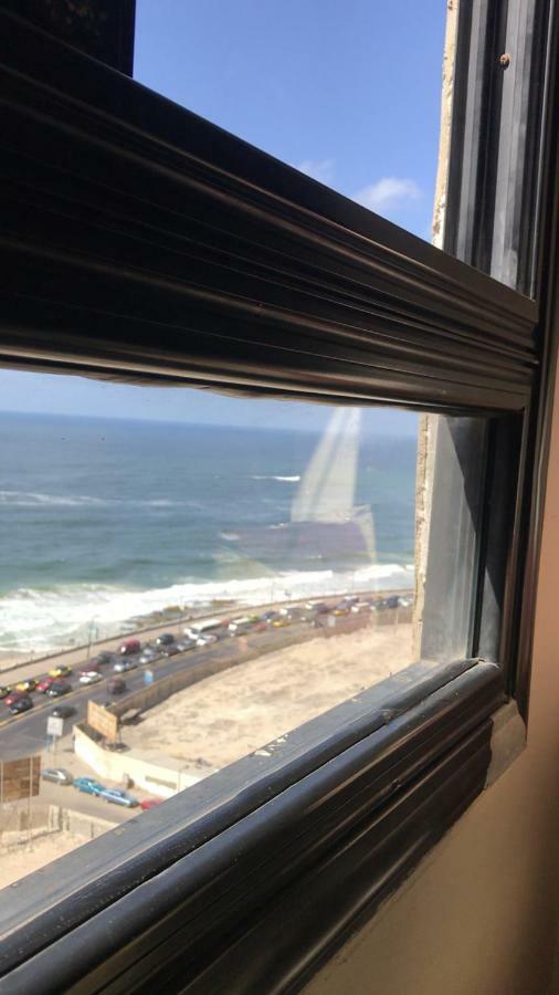 Cozy New 2 Bd Amazing Beach View Next To Hilton Hotel Family Only !العائلات فقط Alexandria Exteriör bild